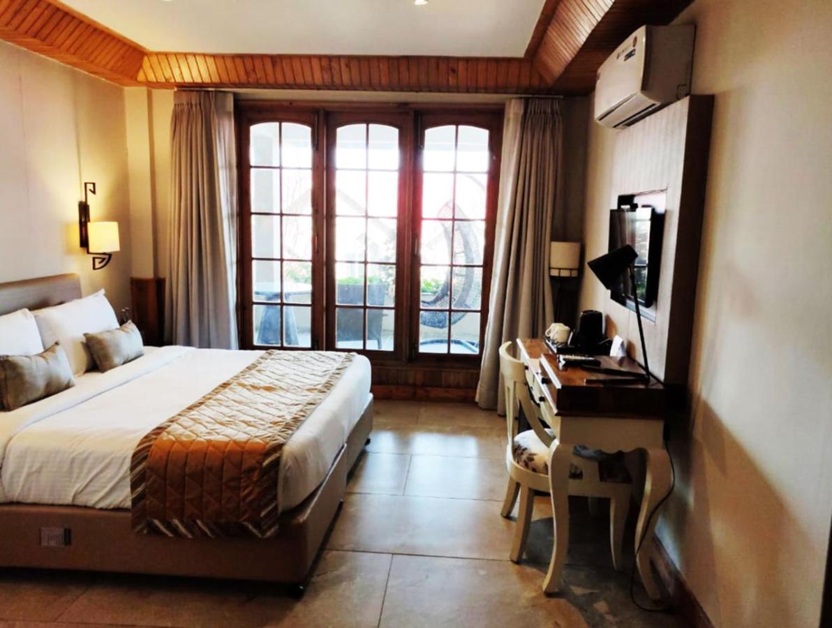 Regenta Resort & Spa Mashobra Shimla Bagian luar foto